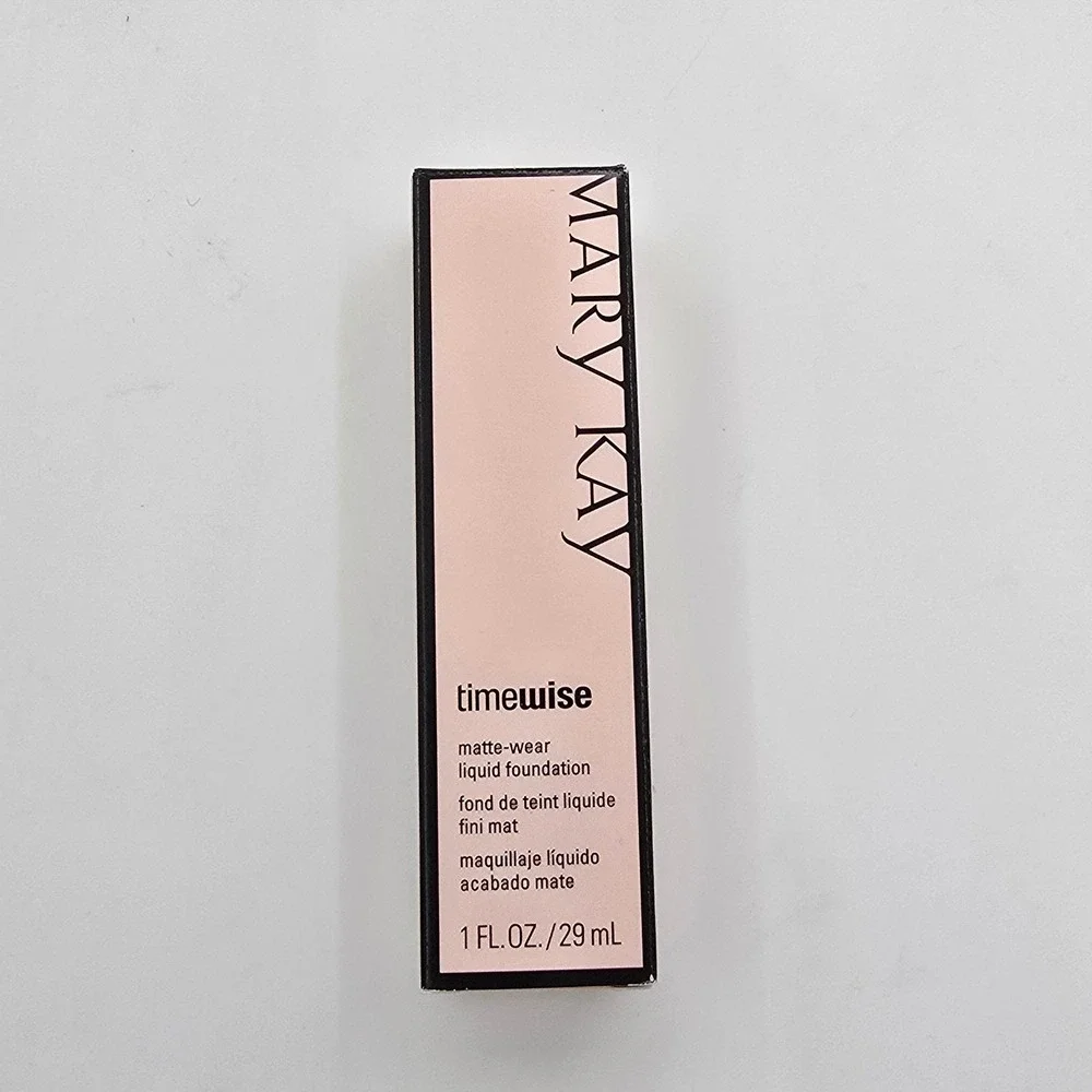 Mary Kay TimeWise Matte-Wear Liquid Foundation Ivory 5 Oil-Free 1 fl oz New Box